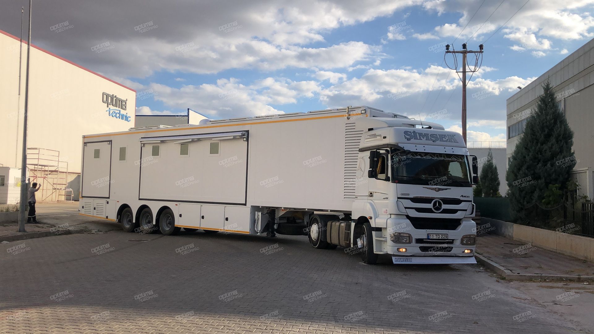 Mobile Krankenstation für Blutabnahmen Optima Elektro Hidrolik Ltd