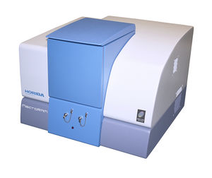 Raman-Spektrometer / für die Pharmaindustrie / für Molekular- und Zellbiologie / Tischgerät
