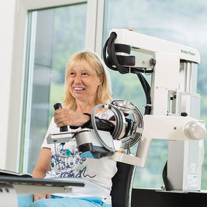 Arm Rehabilitationssystem / robotisiert