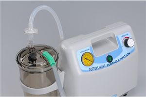 elektrische chirurgische Absaugpumpe / Drainage / tragbar