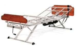 Bett für häusliche Krankenpflege / elektrisch / höhenverstellbar / mit Trendelenburg-Lagerung