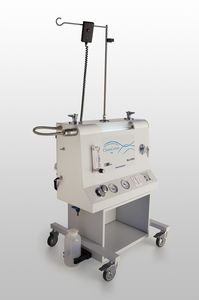 Gerät für die Colon-Hydro-Therapie / auf Wagen