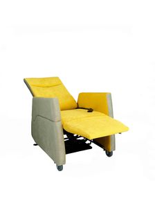 Sessel mit Aufstehhilfe / mit Hubfunktion / auf Rollen / höhenverstellbar / Fußstütze