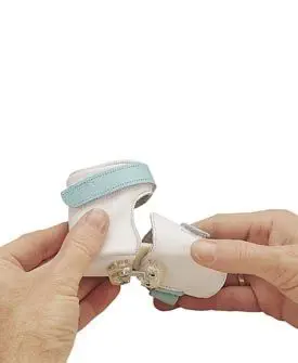 entlastet Ihre Schultern R/ücken und H/ände,H/üfensitz ergonomisches baby H/üftsitztr/äger f/ür 3-36 Monate Baby Kinder PFLife Baby H/üftsitz einstellbarer abziehbarer Sicherheitsgurt GRAU