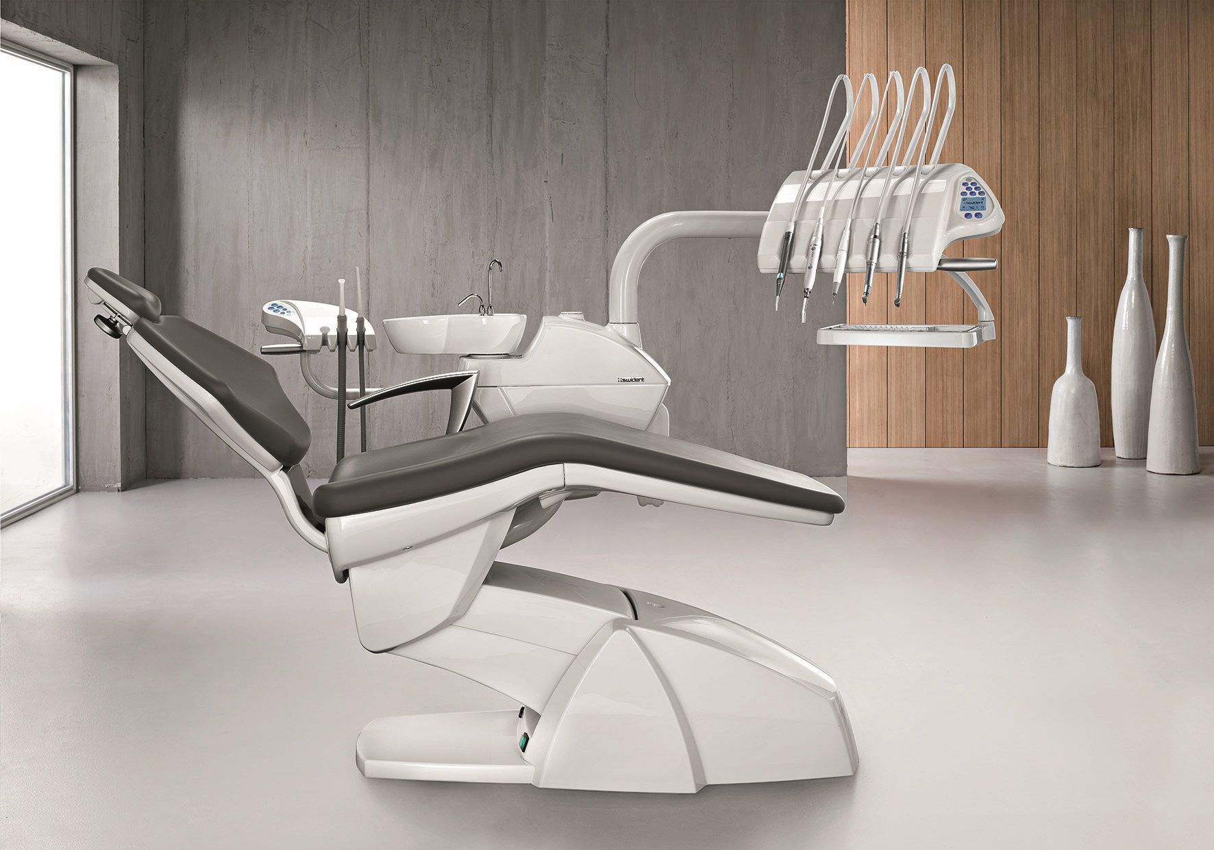 Dentaleinheit mit Stuhl Partner Evo SWIDENT mit Instrumententräger