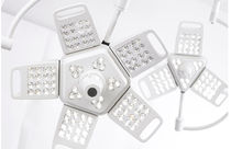 Deckenmontierte OP-Leuchte / LED / 3-Arm...