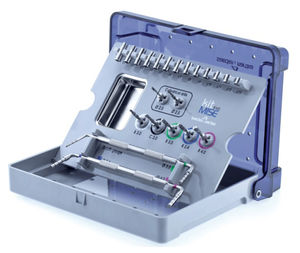 Instrumentenset für Dentalimplantologie 1