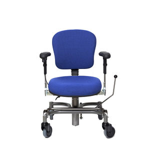 Bürostuhl mit Armlehnen