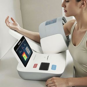 oszillometrischer Blutdruckmonitor 1