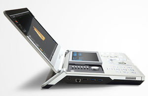 mobiles Ultraschallgerät / zur Ultraschall Untersuchung von Muskeln und Skelett / integrierte Konsole