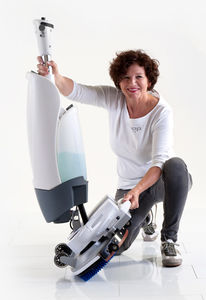 handgeführte Scheuersaugmaschine