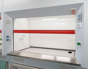 Laborabzug zur Destillation 1