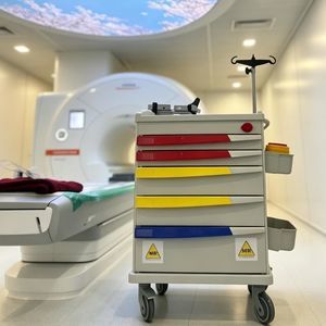 Wagen für Kliniken 1