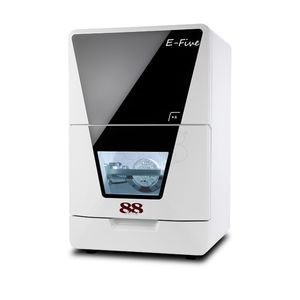 CAD/CAM-Fräsmaschine 1