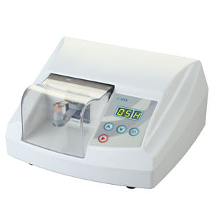 Dentales Amalgammischgerät 1