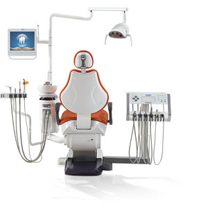 Dentaleinheit mit Monitor
