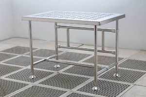 Tisch für Reinraum 1
