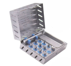 Implantateinsetzer