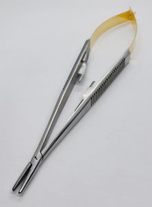 chirurgischer Nadelhalter