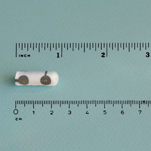 Telemetrisches Implantat / für die Tierforschung