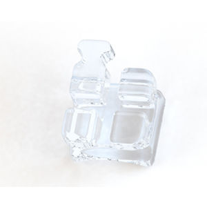 Orthodontie Bracket / ästhetisch 1