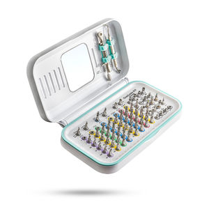 Instrumentenset für Dentalimplantologie 1