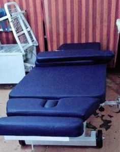 Untersuchungsliege für Physiotherapie