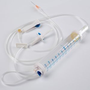 Infusionsset mit Filter zur Vorbeugung von Partikel-Kontamination 1