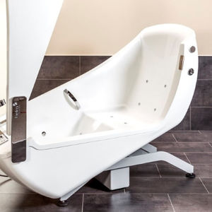 elektrische Pflegebadewanne
