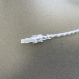 LUER®-Lock-Infusionsverbinder 1