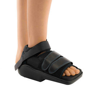 Postoperativer Schuh / halbfeste Sohle