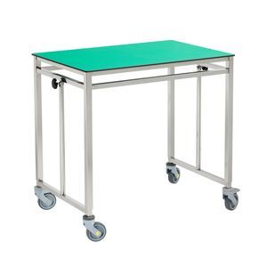 chirurgischer Wagen 1