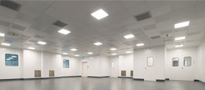 Modulares Deckenelement für Reinraum