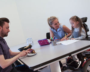 höhenverstellbarer Schreibtisch 1