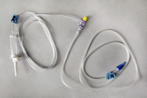 Infusionsset mit Tropfkammer 1