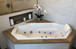 Einsitzer-Kurbadewanne 1
