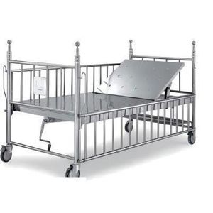 Pflegebett 1