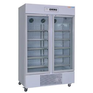 Kühlschrank für Apotheken 1