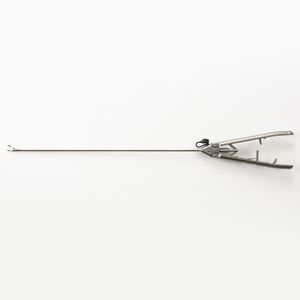 chirurgischer Nadelhalter