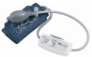 automatischer Blutdruckmonitor 1