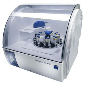 automatisiertes biochemisches Analysegerät / Humanpatient / kompakt / mit immunturbidimetrischer Bestimmung