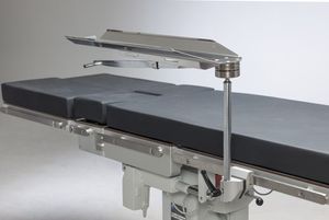 Armstütze für OP-Tisch 1