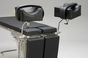 Beinhalter für OP-Tisch