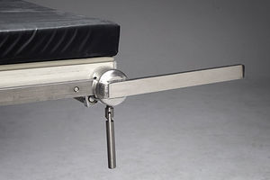 Schiene für OP-Tisch