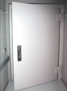 Tür für Röntgenstation 1