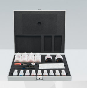Dentalmaterial-Kit / Harz