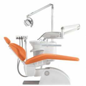 Dentaleinheit mit Instrumententräger
