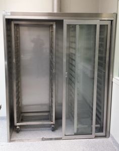 Schrank zur Probenlagerung