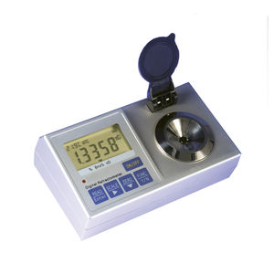 tragbares Refraktometer 1