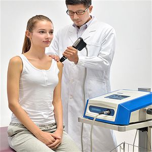 Extrakorporales Stoßwellentherapiegerät / für orthopädische Behandlungen 1